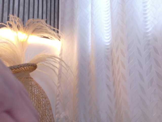Mariia-Paulaa live cam on BongaCams