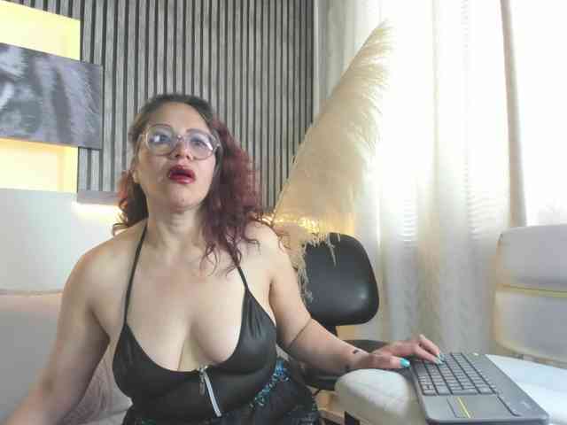 Mariia-Paulaa webcam