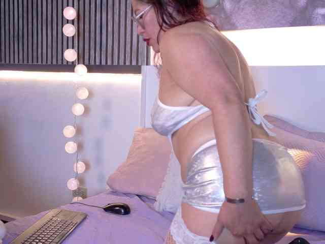 Mariia-Paulaa webcam