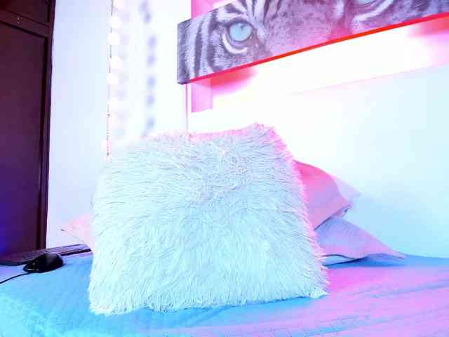 Mariia-Paulaa webcam