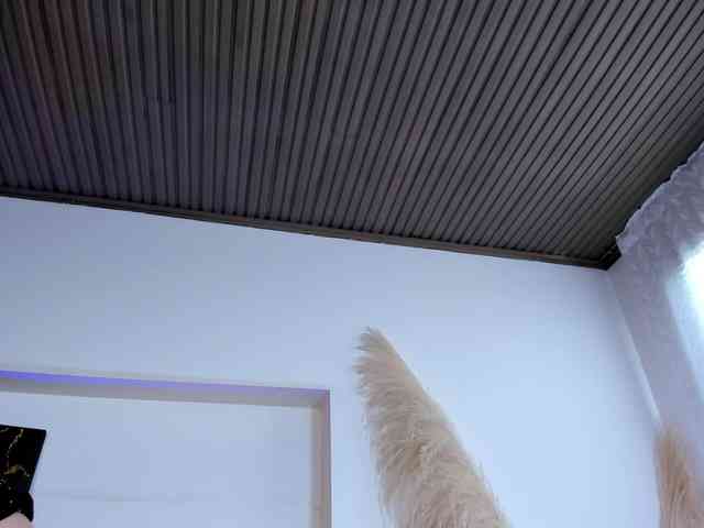 Mariia-Paulaa webcam