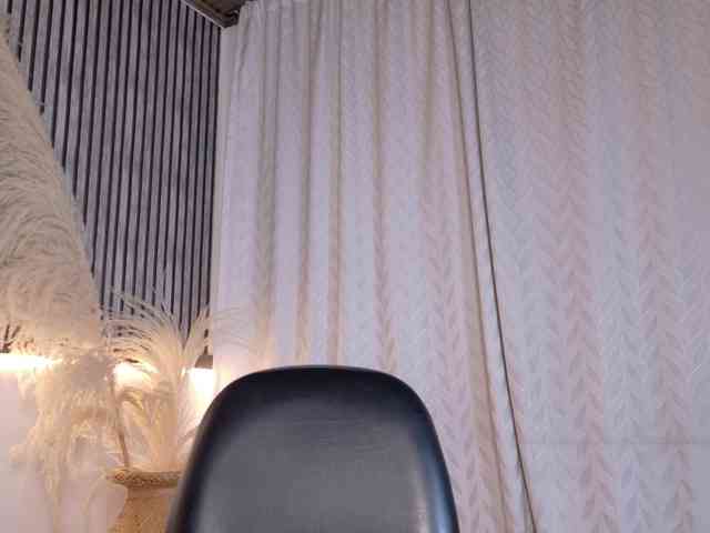 Mariia-Paulaa Live Webcam on BongaCams