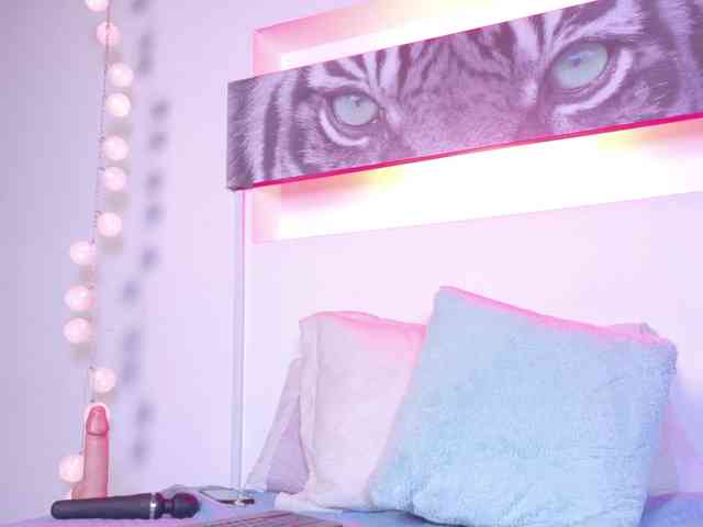 Mariia-Paulaa webcam