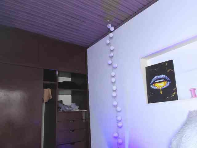 Mariia-Paulaa webcam