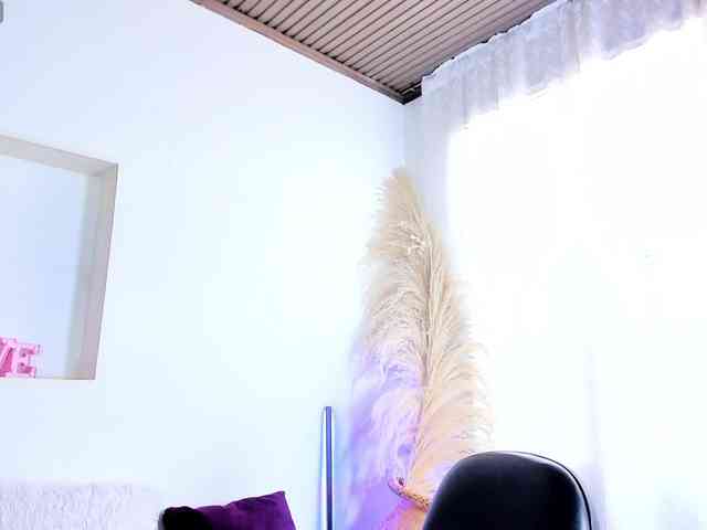 Mariia-Paulaa webcam