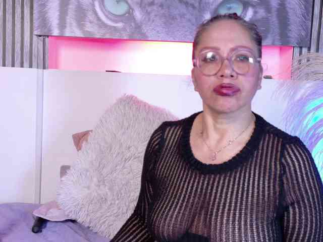 Mariia-Paulaa webcam