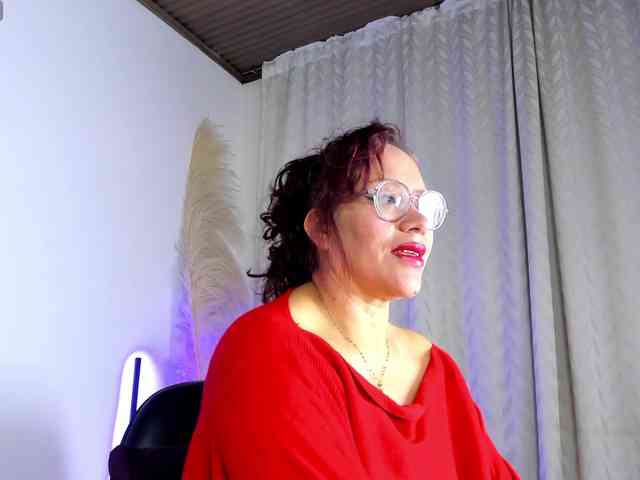 Mariia-Paulaa webcam