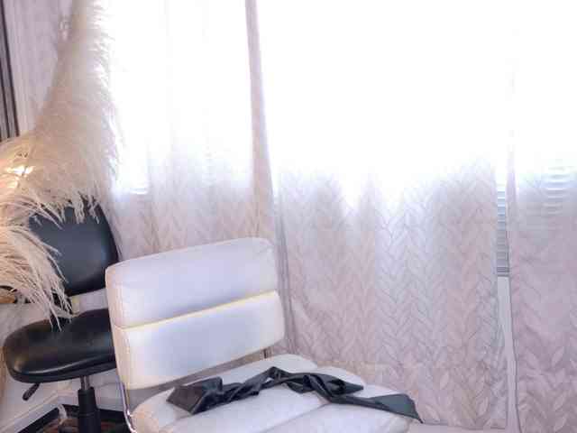 Mariia-Paulaa webcam