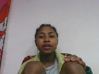 Marinah1a's Live Webcam
