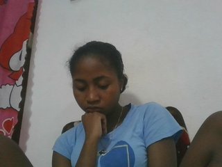 Marinah1a's Live Webcam