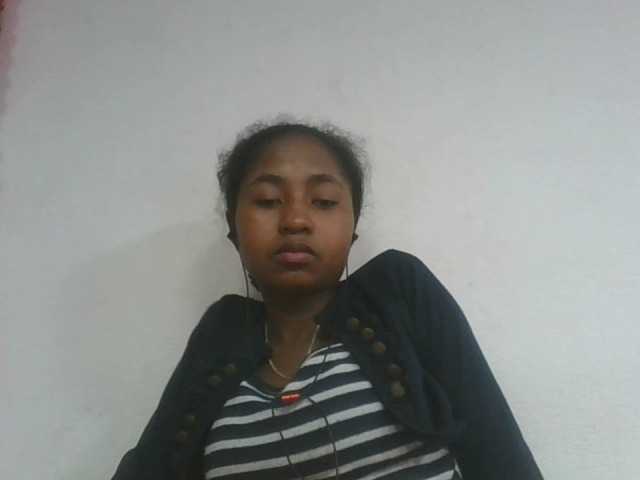 Marinah1a live webcam show