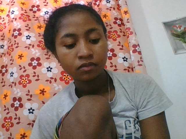 Marinah1a live cam on BongaCams