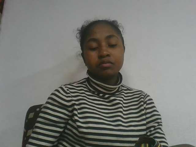 Marinah1a live cam on BongaCams