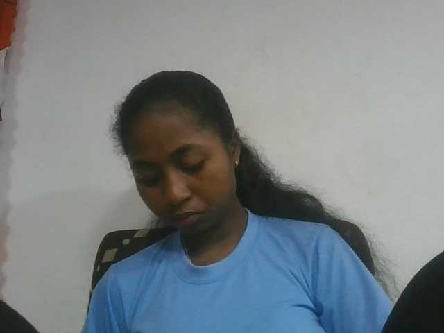 Marinah1a live cam on BongaCams