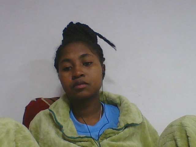 Marinah1a live cam on BongaCams
