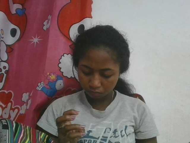 Marinah1a live cam on BongaCams