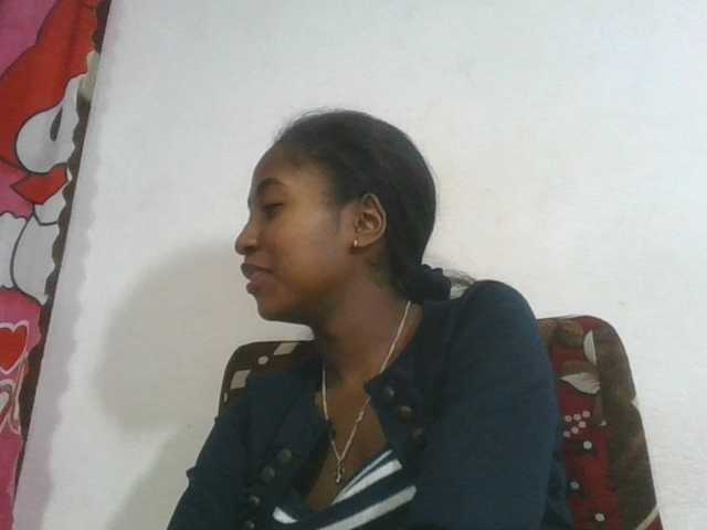 Marinah1a live cam on BongaCams