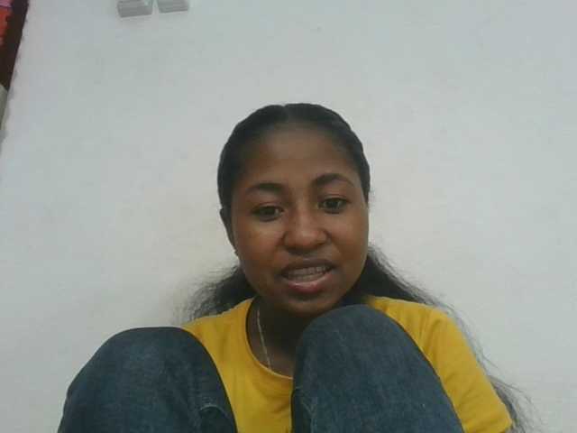 Marinah1a live cam on BongaCams