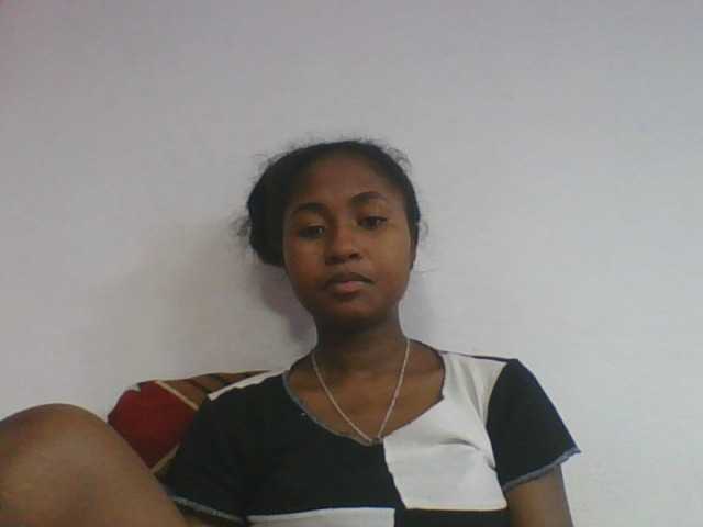 Marinah1a live cam on BongaCams