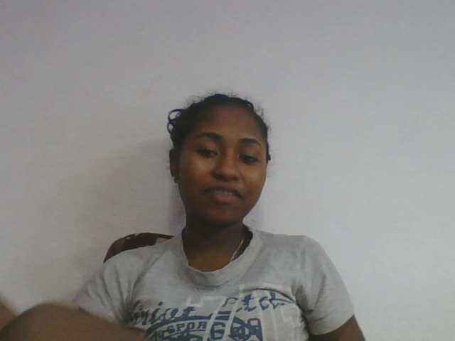 Marinah1a live cam on BongaCams