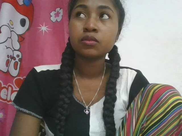 Marinah1a live cam on BongaCams