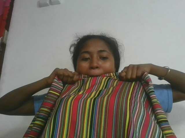 Marinah1a live cam on BongaCams