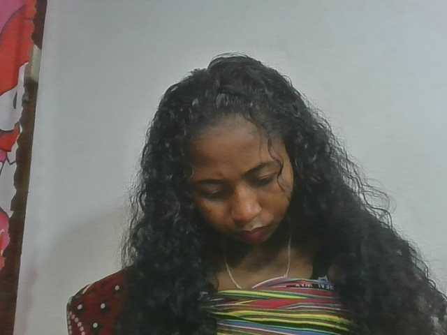 Marinah1a live cam on BongaCams