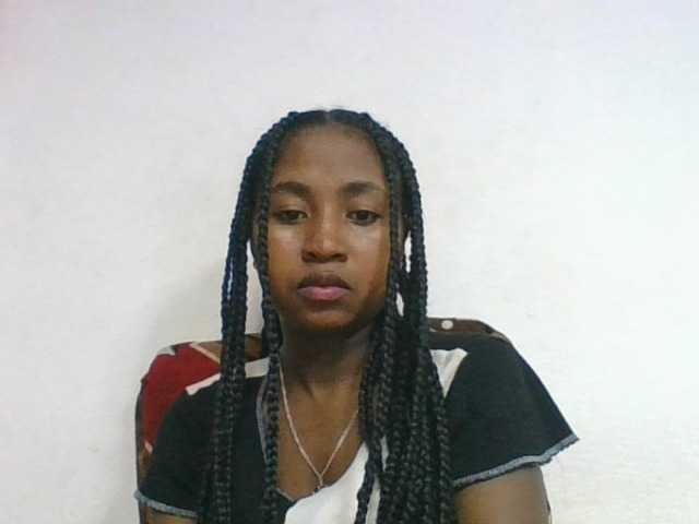 Marinah1a live cam on BongaCams