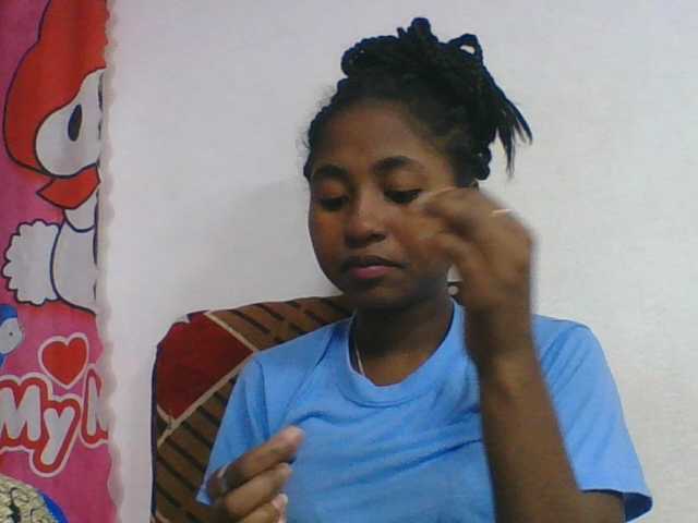 Marinah1a live cam on BongaCams