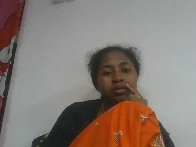 Marinah1a live cam on BongaCams
