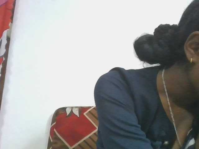 Marinah1a live cam on BongaCams