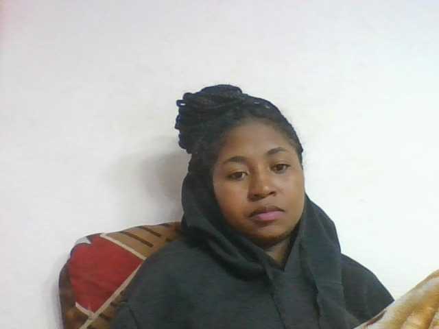 Marinah1a live cam on BongaCams