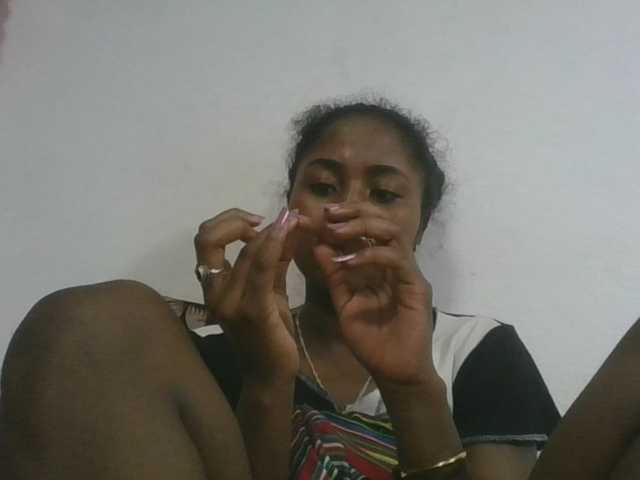 Marinah1a live cam on BongaCams