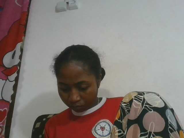 Marinah1a live cam on BongaCams