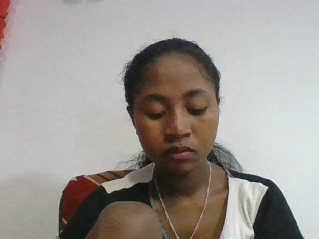 Marinah1a live cam on BongaCams