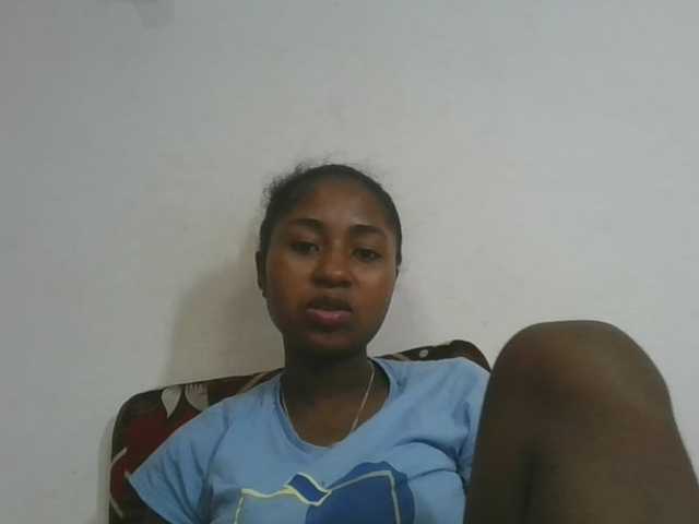 Marinah1a live cam on BongaCams