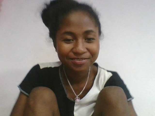 Marinah1a live cam on BongaCams