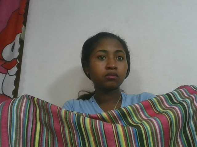 Marinah1a live cam on BongaCams