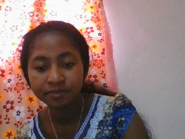 Marinah1a live cam on BongaCams