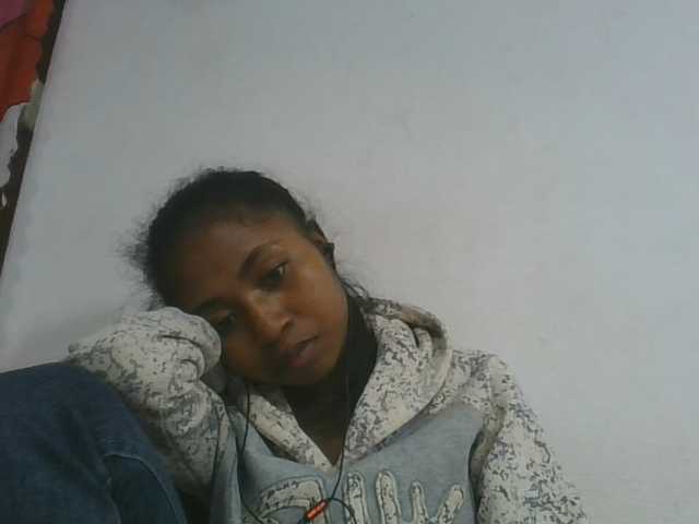 Marinah1a live cam on BongaCams