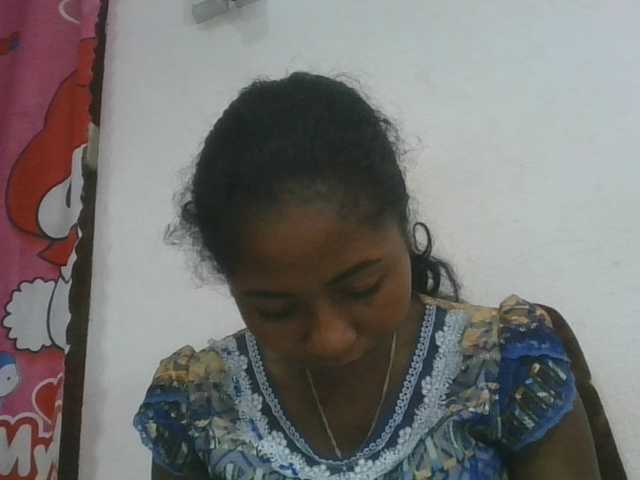 Marinah1a live cam on BongaCams