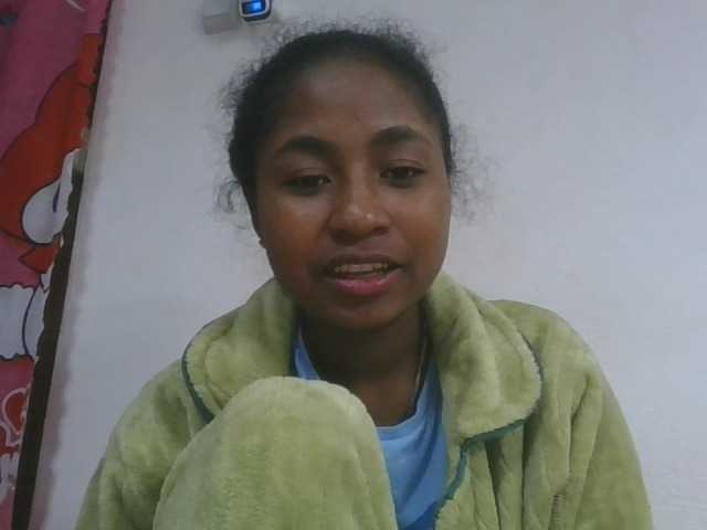 Marinah1a live cam on BongaCams