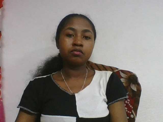Marinah1a live cam on BongaCams