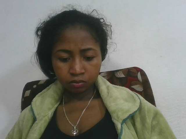Marinah1a live cam on BongaCams