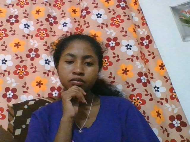 Marinah1a live cam on BongaCams