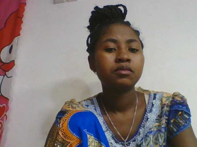 Marinah1a live cam on BongaCams