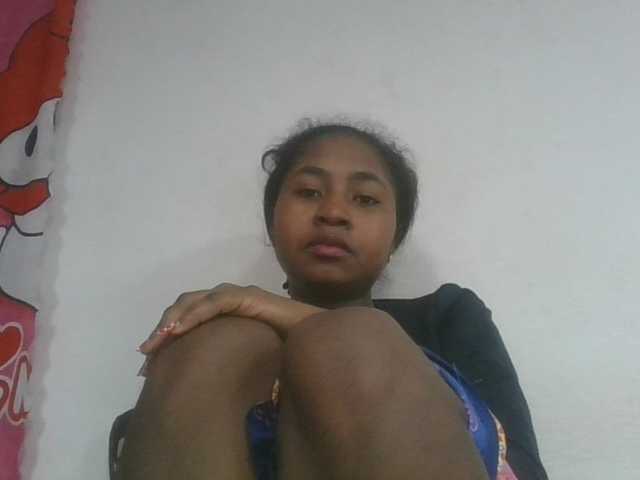 Marinah1a live cam on BongaCams