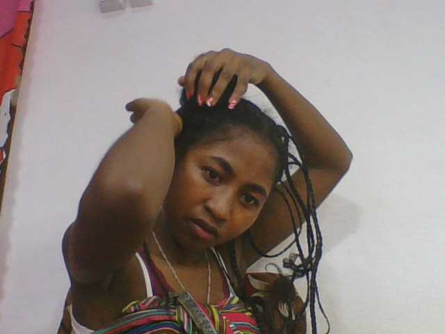 Marinah1a live webcam show