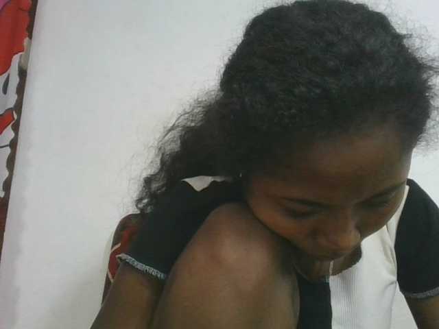 Marinah1a live cam on BongaCams