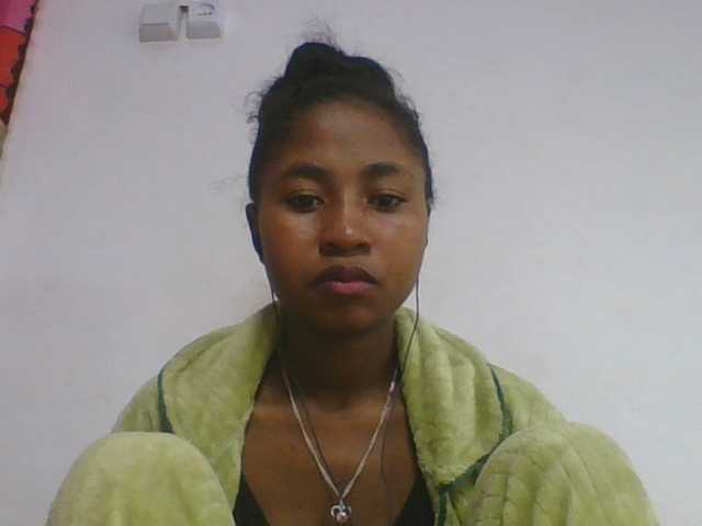 Marinah1a live cam on BongaCams